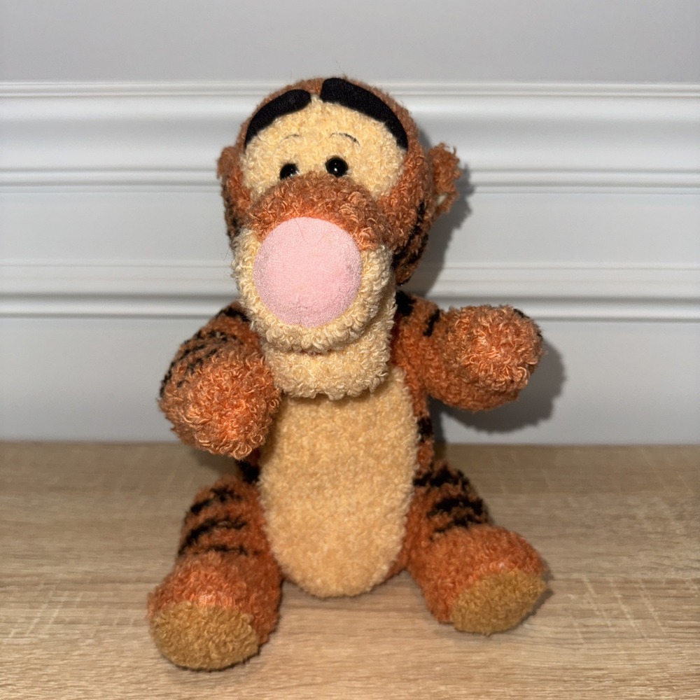 Talking Tigger 1998 Mattel Winnie the Pooh Plush Disney EUC TESTED AND WORKS 10"